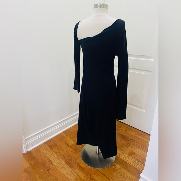 Donna Karan Elegant Black Off-Shoulder Dress - Picture 3 of 10